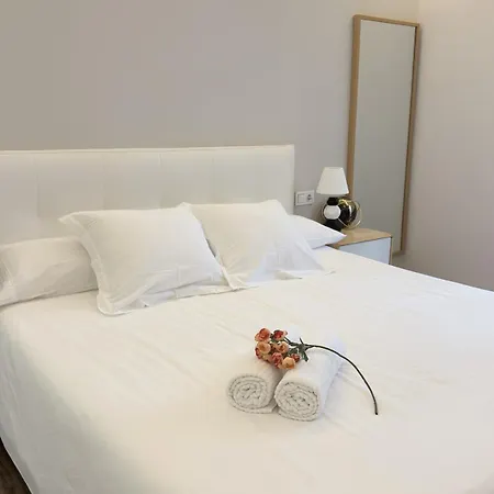 Nuevo Lujoso Centro Wifi ,parking Daire Bilbao