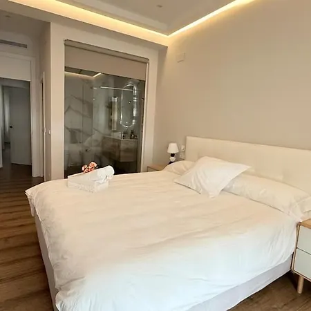 Nuevo Lujoso Centro Wifi ,parking Apartment *